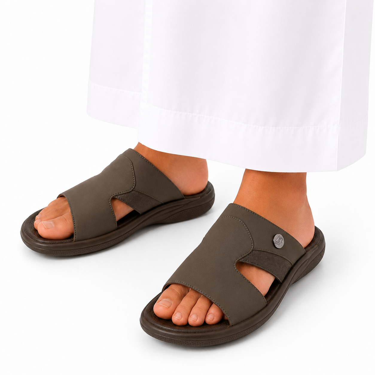 Qasr | Royal Shield Arabic Slipper | AD-06